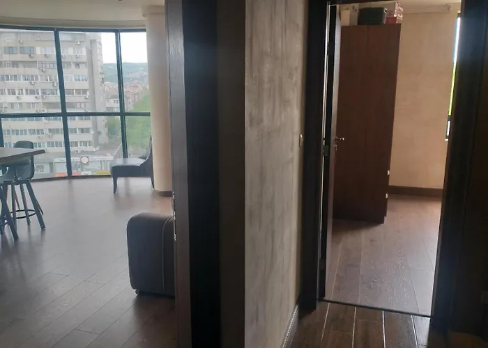 Panorama Center * וארנה